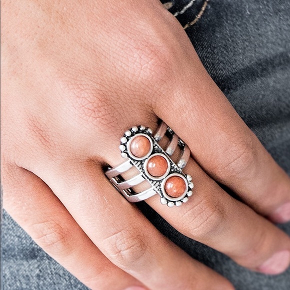 🌼Ring🌼 3/$20 - Picture 2 of 2